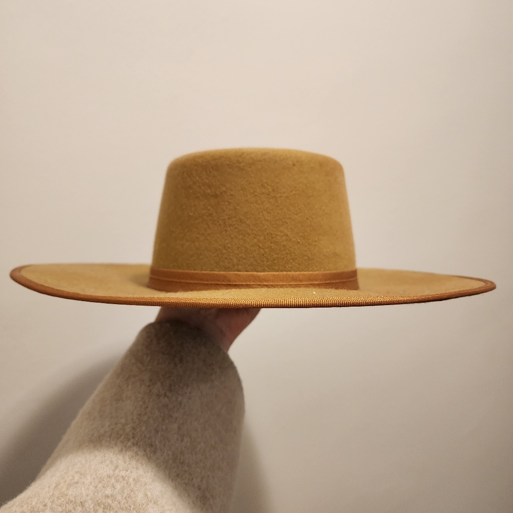 Lack of Color Hat Wool